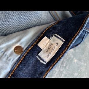 Madewell Size 30, 9” High-Rise Skinny jeans